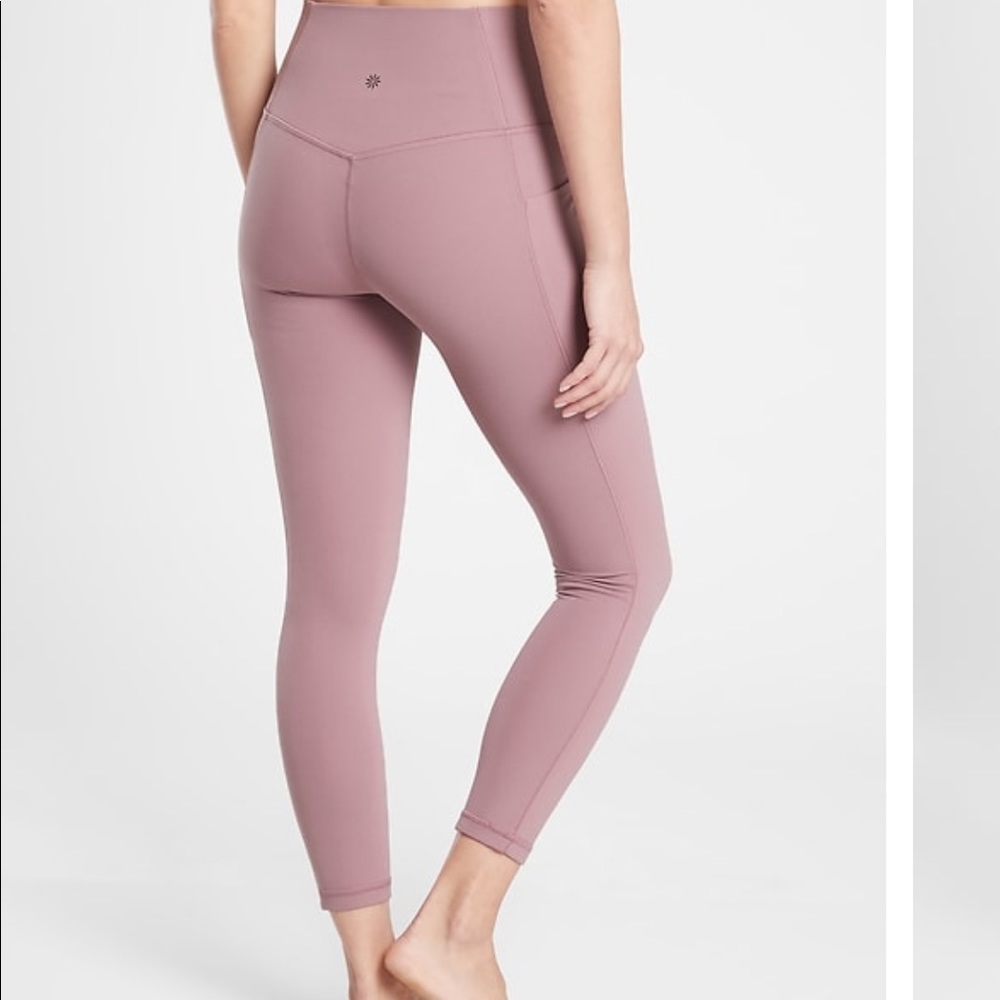 Athleta Salutation 7/8 mesh detail legging
